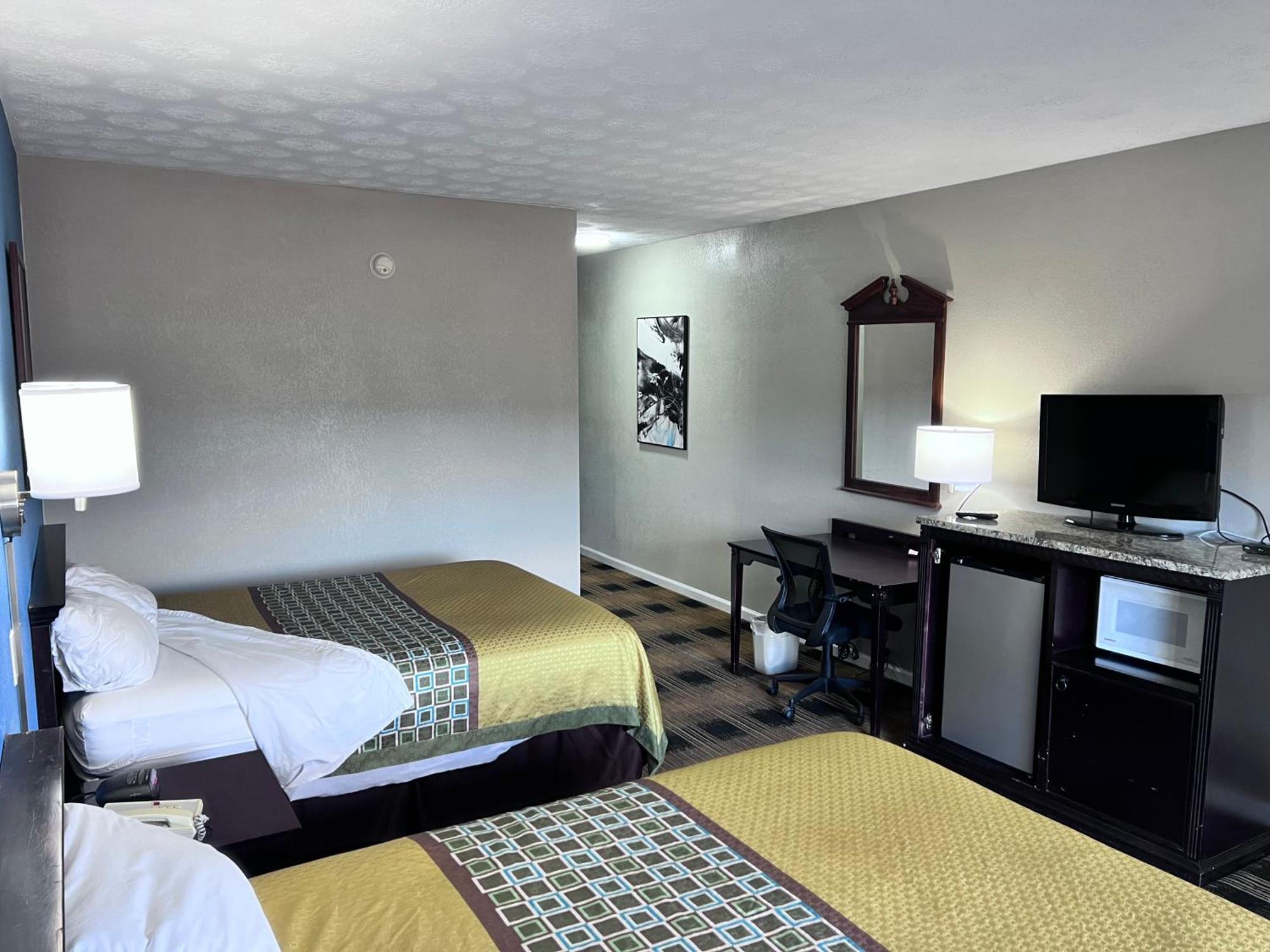 Budgetel Inn & Suites ディラード エクステリア 写真